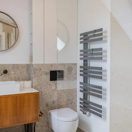 Moderne Atelierwohnung, Blick Auf Und Skigebiet * ווינטרברג