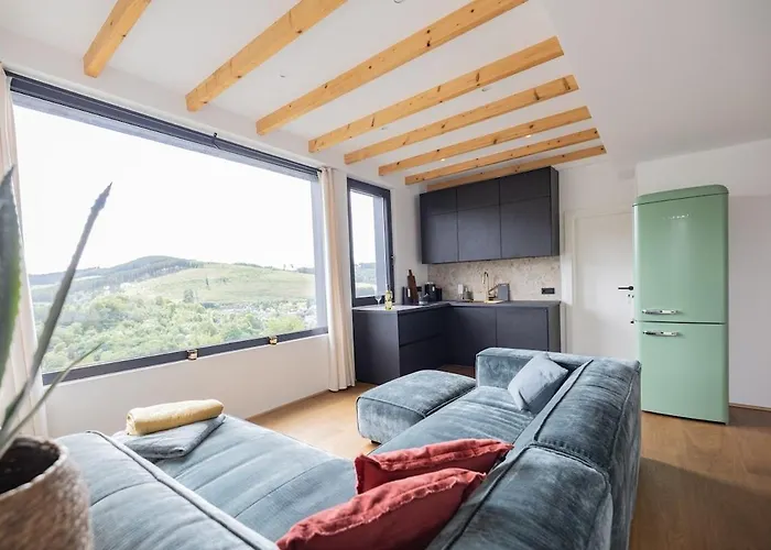 Moderne Atelierwohnung, Blick Auf Und Skigebiet 아파트