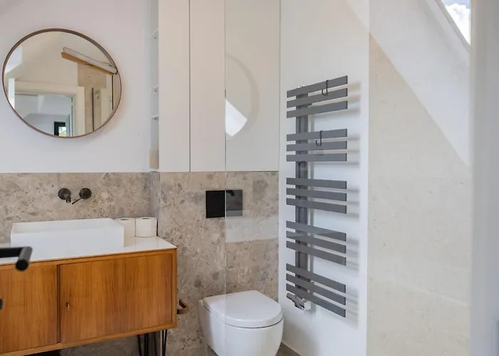 Moderne Atelierwohnung, Blick Auf Und Skigebiet * 빈터베르크